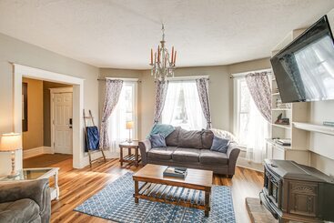 Charming Coeur D Alene Home, Walk To Downtown!