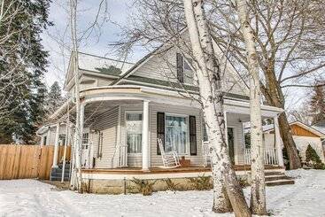 Charming Coeur D Alene Home, Walk To Downtown!