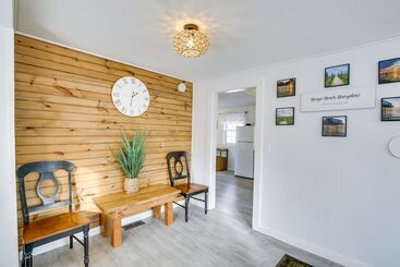Dog Friendly Old Orchard Beach Home < 1 Mi To Pier