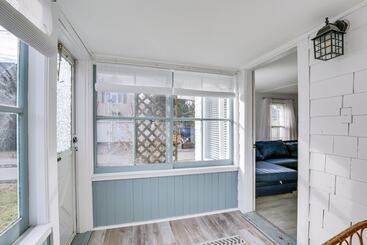Dog Friendly Old Orchard Beach Home < 1 Mi To Pier