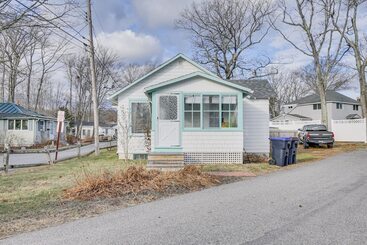 Dog Friendly Old Orchard Beach Home < 1 Mi To Pier