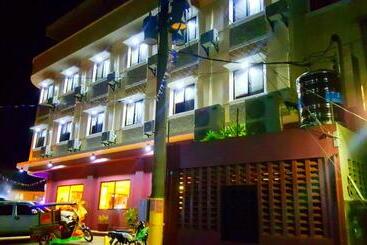 Domsowir Hotel And Restaurant