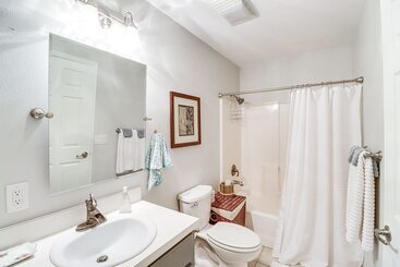 Edgemont Home W/ Deck & Bbq Grill: 2 Mi To Lake!
