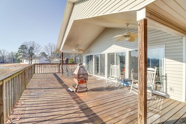 Edgemont Home W/ Deck & Bbq Grill: 2 Mi To Lake!