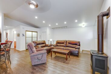 Family Friendly Fairbanks Home: Chena River Access