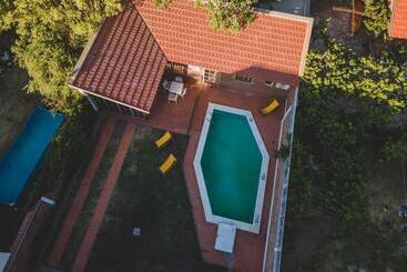 Hostel Falucho