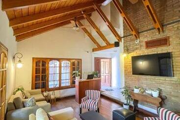 Hostel Falucho