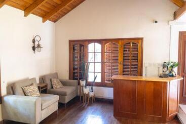 Hostel Falucho