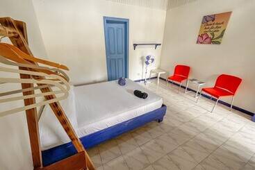هتل Exotic Lodge