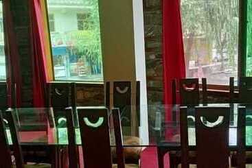 هتل Gb Hunza Inn