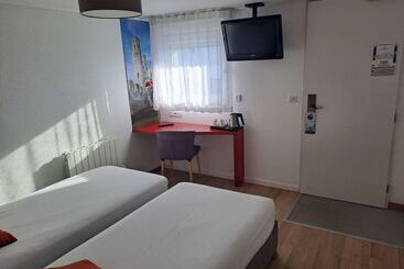 هتل Kyriad Rouen Sud   Oissel