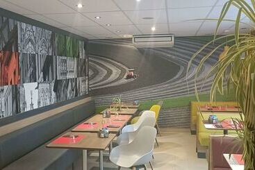 هتل Kyriad Rouen Sud   Oissel