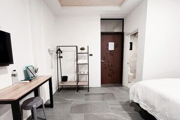 Leisurely B&b
