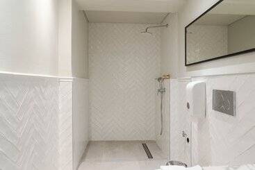 Liv The City Suites