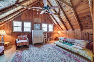 Michigan Cabin Retreat: 5 Mi To Sturgeon Bay Beach