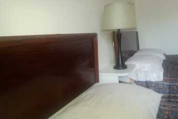 مُتل Country Squire Motor Inn