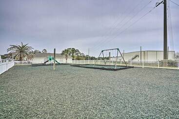 Panama City Beach Home, 1 Mi To Beach/fishing Pier