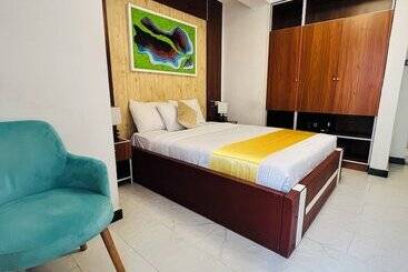 پانسیون Abat Guest House