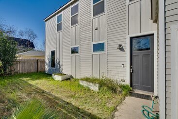 Pet Friendly Brentwood Home ~ 7 Mi To Downtown!