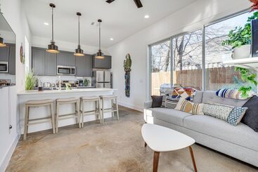 Pet Friendly Brentwood Home ~ 7 Mi To Downtown!