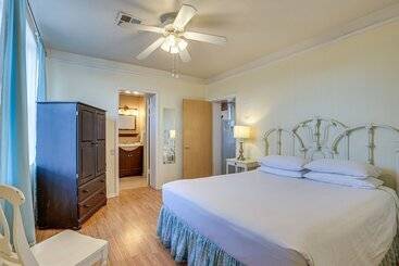 بيت ريفى Remodeled Pioneer Home In Hurricane W/ Patio!