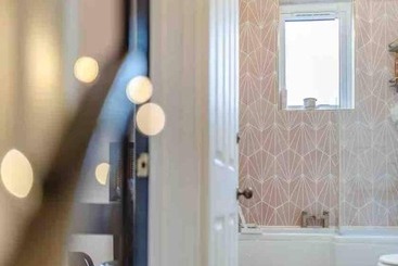 اقامتگاه Beautiful Cottage In Central Whitstable