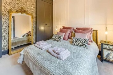 اقامتگاه Beautiful Cottage In Central Whitstable
