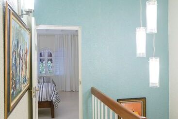 اقامتگاه Cityscape Living At Surbiton