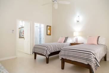 اقامتگاه Cityscape Living At Surbiton