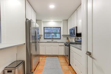 Sunny Gainesville Home ~ Half Mi To Uf Campus!