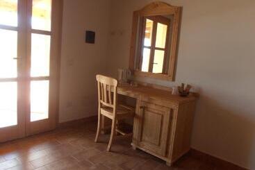 تختخواب و صبحانه Azienda Agrituristica La Janna Di La Faj