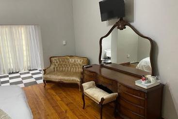 تختخواب و صبحانه Boutique@milner Guesthouse