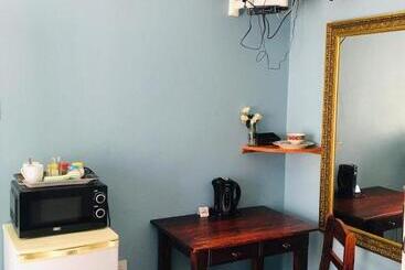 تختخواب و صبحانه Buxton Lodge Guesthouse