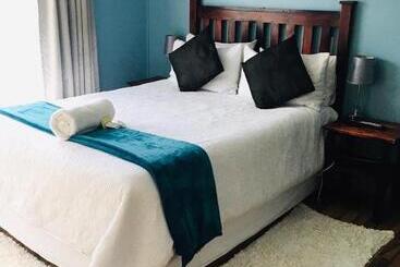 تختخواب و صبحانه Buxton Lodge Guesthouse