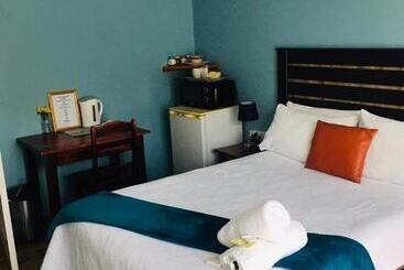 تختخواب و صبحانه Buxton Lodge Guesthouse