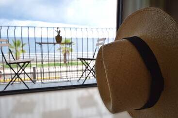住宿加早餐  Mar Dei Poeti   Luxury Suites