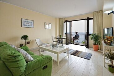 住宿加早餐  Mar Dei Poeti   Luxury Suites