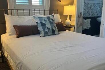 Bed and Breakfast The Ellery