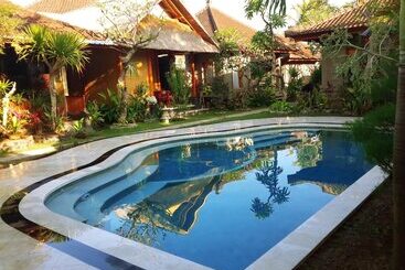 هتل Bungalow Geringsing