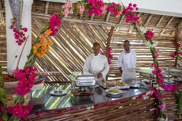 호텔 Lily Palm Resort