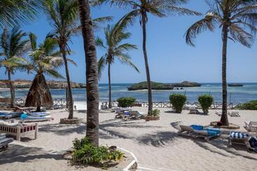 호텔 Lily Palm Resort