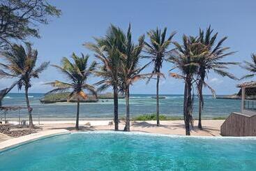 호텔 Lily Palm Resort