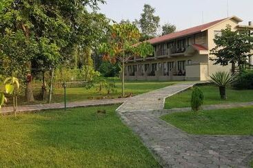 هتل Lumbini Buddha Garden Resort