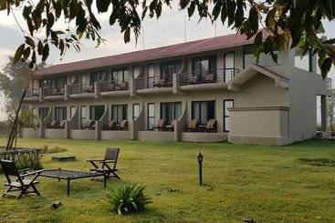هتل Lumbini Buddha Garden Resort