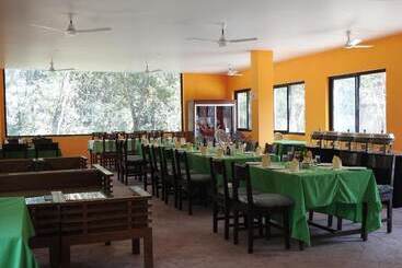 هتل Lumbini Buddha Garden Resort