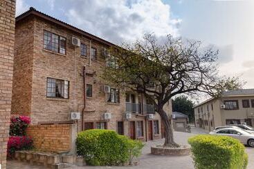 هتل Nelspruit Lodge