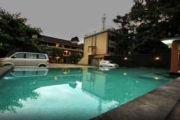 هتل Puri Senggigi