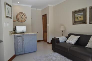 Lydall Wild Tranquil Garden Suites