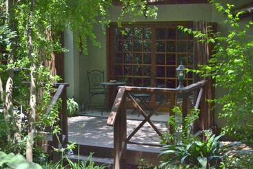Lydall Wild Tranquil Garden Suites
