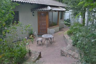 Lydall Wild Tranquil Garden Suites